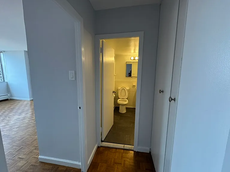 1401 Pennsylvania Ave #612 — Photo 7