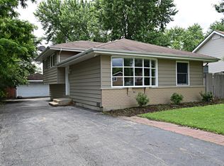 28W621 Bolles Ave, West Chicago, IL 60185