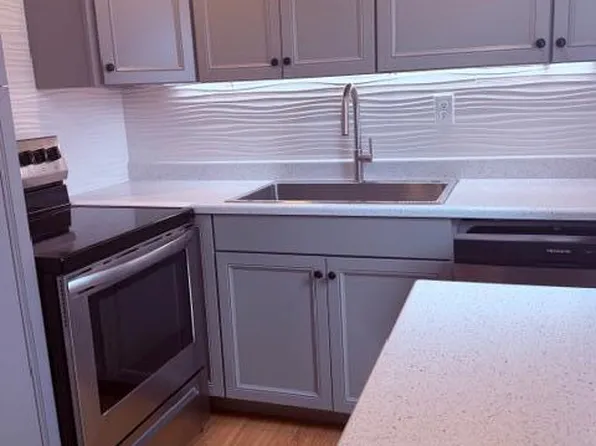 331 N Sheffield N #331, West Palm Beach, FL 33417