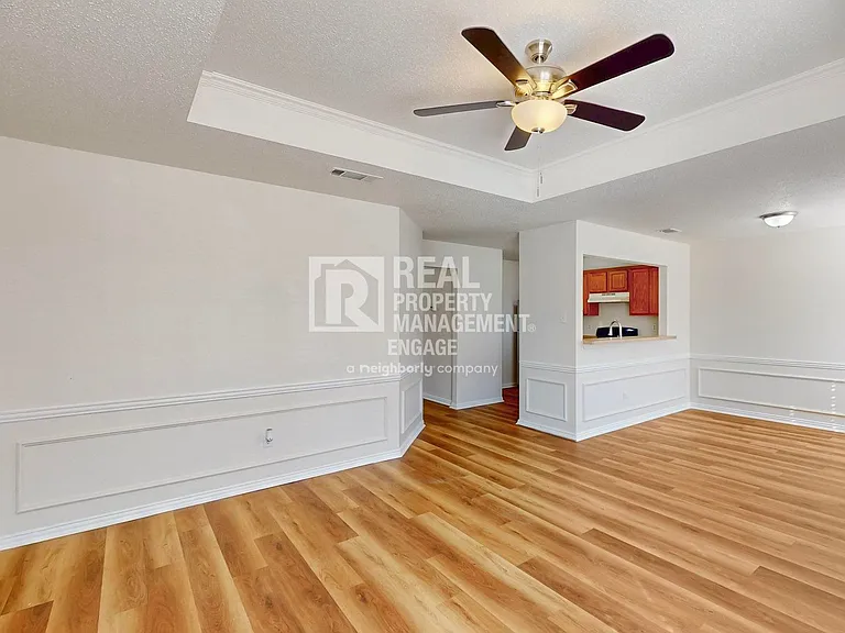 404 Truman Arlington — Photo 9