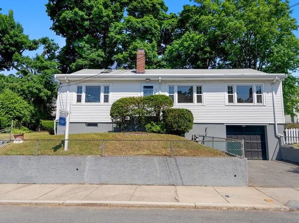 79 Maynard St, Roslindale, MA 02131