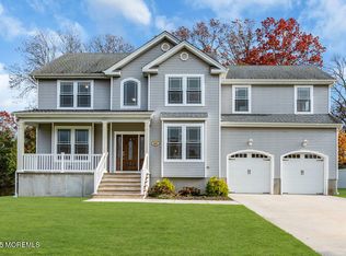 825 Ethan Ct, Toms River, NJ 08753