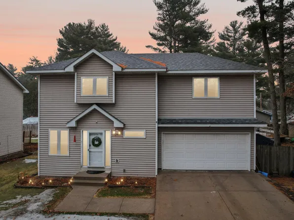 218 Birch Rd NE, East Bethel, MN 55092