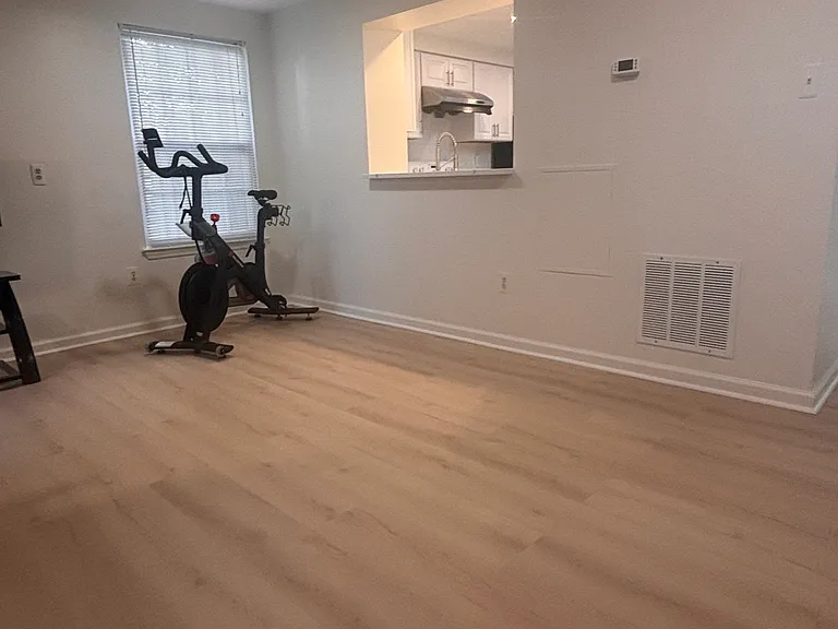 15 Teaneck Ct — Photo 14