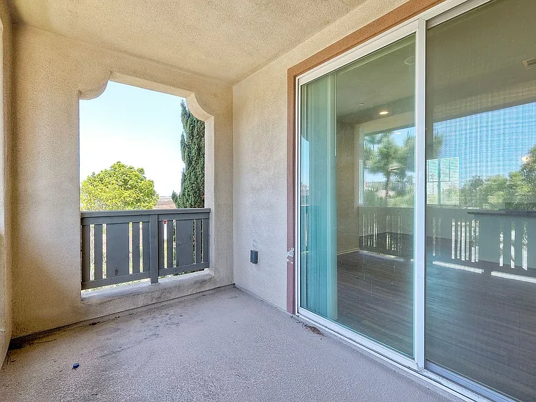 5405 San Virgilio — Photo 11