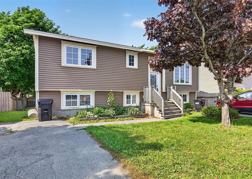 1st image of 458 Newfoundland Drive