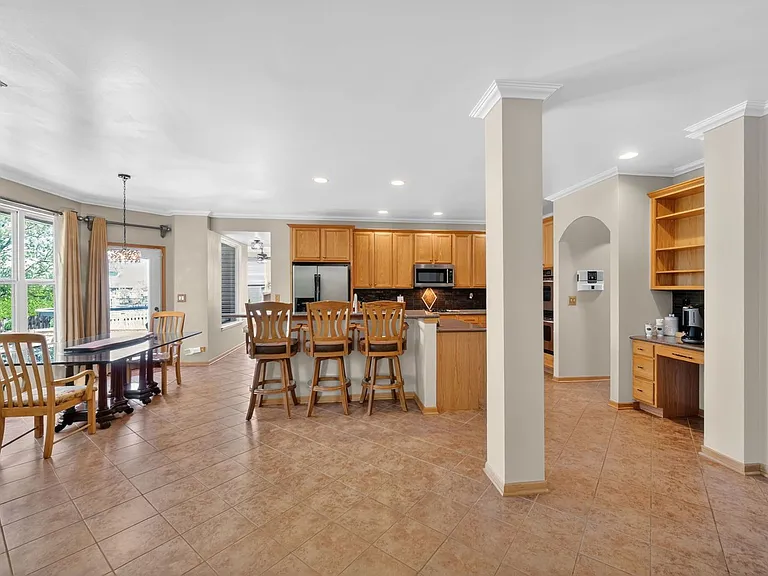 322 Hemlock Ln — Photo 16