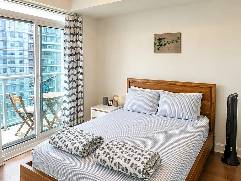 33 Shore Breeze Dr #1106 — Photo 5