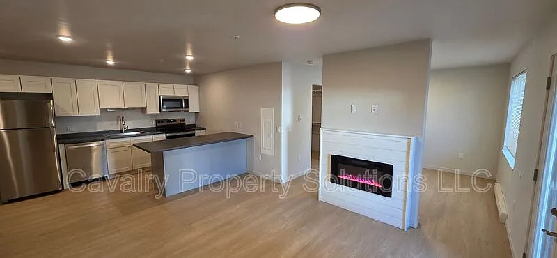 1221 Commonwealth Ave #108