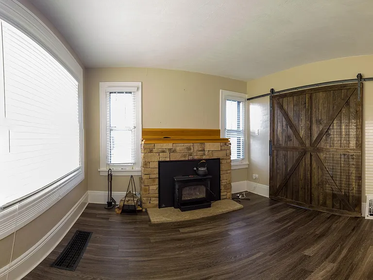 3458 N Steele St — Photo 10