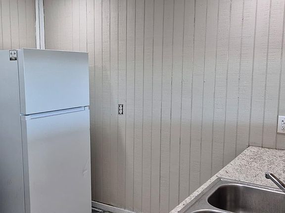 4th image of 18530 Brumbelow Rd