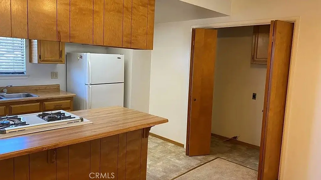 2 bed, 900 sqft, $1,895 — Photo 4
