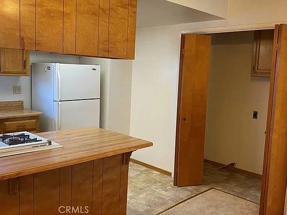 4th image of 1036 Baden Ave