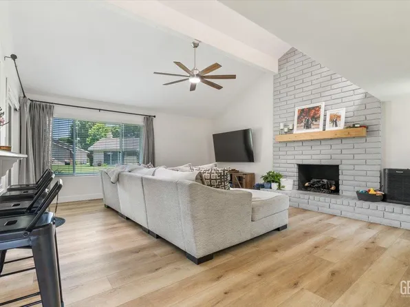 2000 Ashe Rd Unit 27, Bakersfield, CA 93309