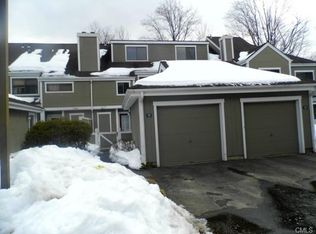 19 Country Walk, Shelton, CT 06484