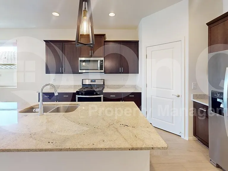 14040 E Red Pine Pl — Photo 4