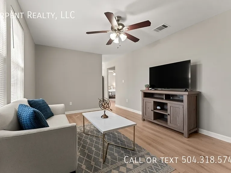 2245 Bayou Rd — Photo 2
