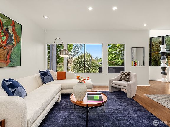 3rd image of 1419 McGilvra Boulevard E