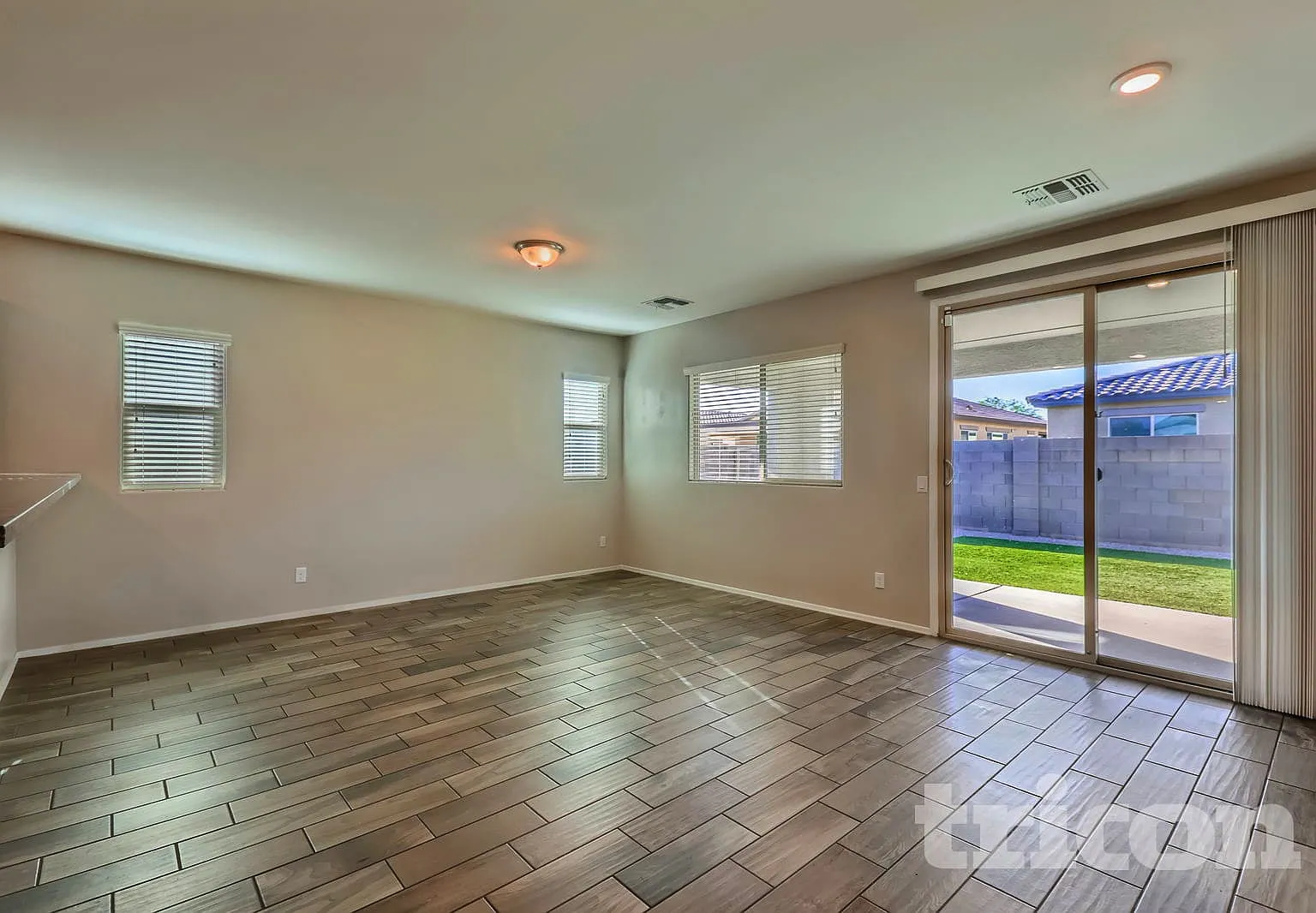 17163 Diana Avenue Waddell AZ — Photo 2
