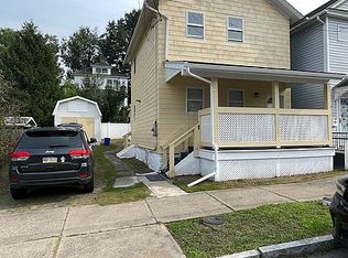 135 W Broad St, Nanticoke, PA 18634