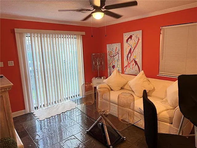 3205 Cherry St — Photo 9