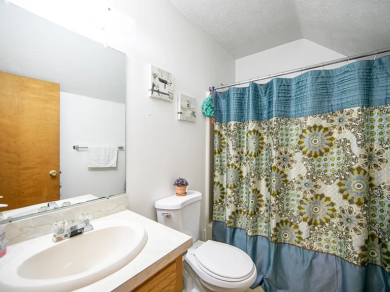 115 Sterling Cir — Photo 23