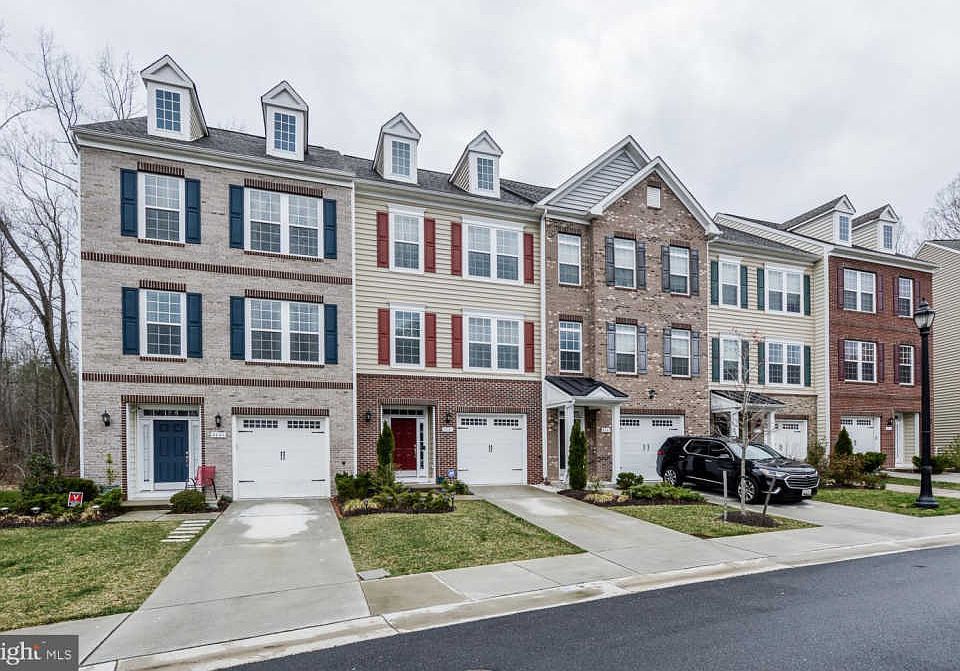 1st image of 4845 Forest Pines Dr