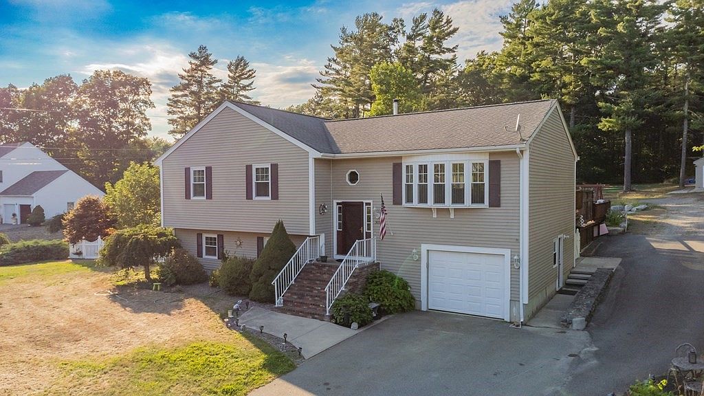 509 Middle Rd, MA 02743 Zillow