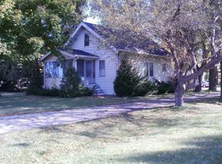 2520 Jackson St, Oshkosh, WI 54901