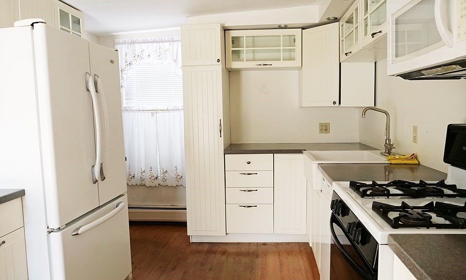 370 New Ludlow Rd, Chicopee, MA 01020 Zillow