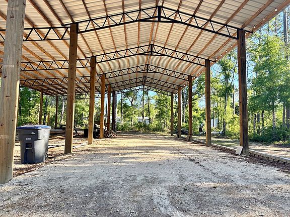 4th image of 1089 White Oak Dr