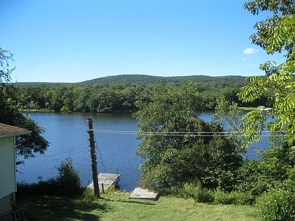 5th image of 36 E Shore Dr