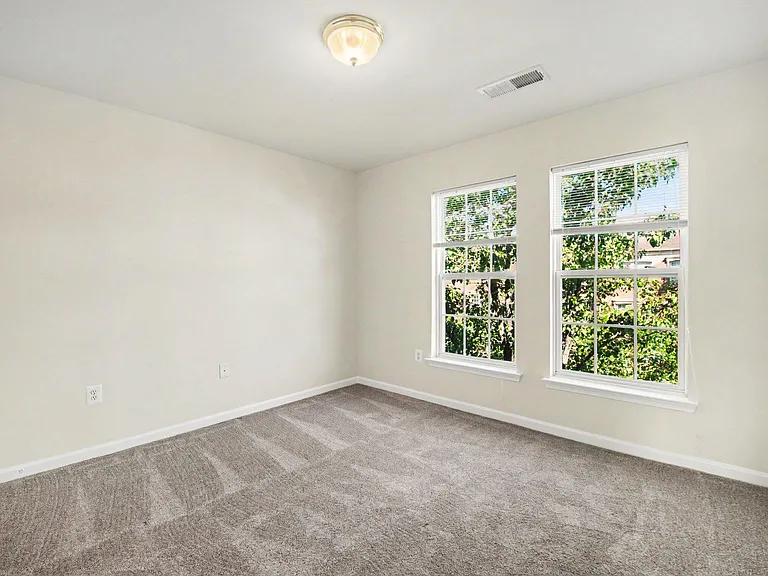 1114 Ellis Ave — Photo 13