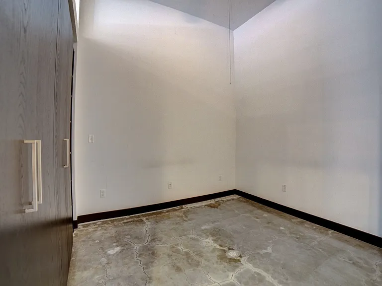 Vandever Lofts — Photo 65