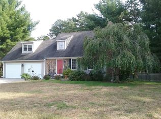 6 Okeefe Dr, Wood River Junction, RI 02894
