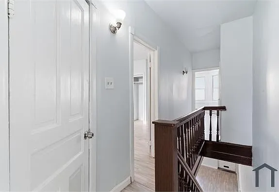 862 E Cornwall St — Photo 10