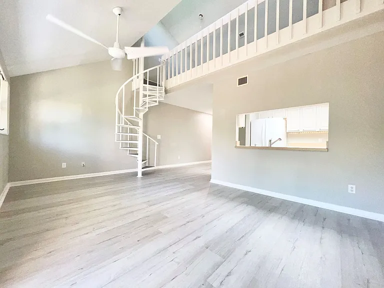 8805 Lateen Ln #203 — Photo 4