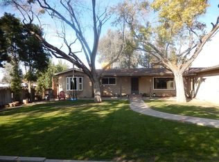 711 N Tommy St #B, Visalia, CA 93291