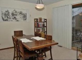 1135 E Randville Dr, Palatine, IL 60074