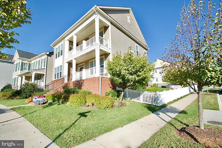 1400 Volunteer Dr, Brunswick, MD 21716 Zillow