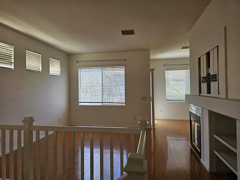 1751 Tallowberry Ln — Photo 6