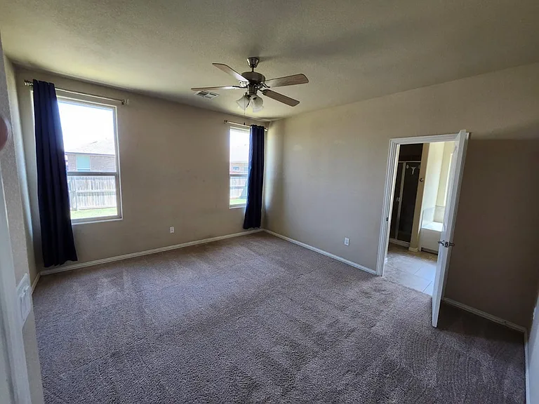 6406 Hall Of Fame Blvd — Photo 26