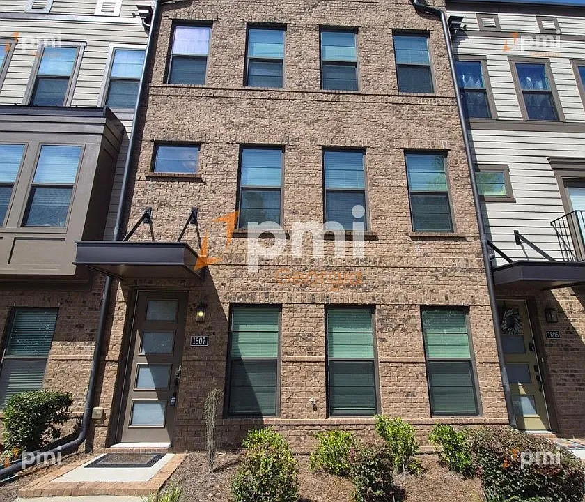 1807 Brandsford St NW