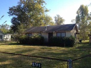 8795 Phelan Blvd, Beaumont, TX 77706
