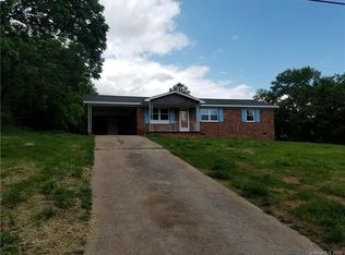 1806 Riveria Dr, Shelby, NC 28150