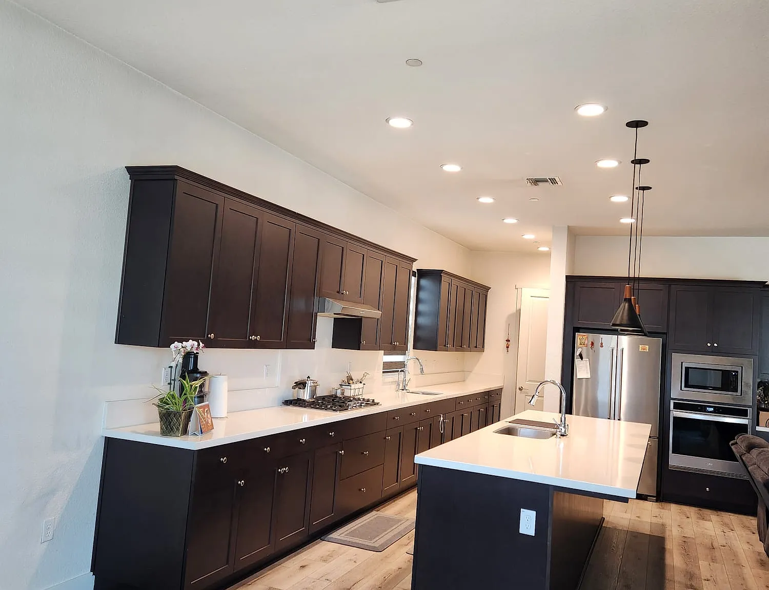 3 bed, 2.5 bath, 2095 sqft, $3,400 — Photo 4
