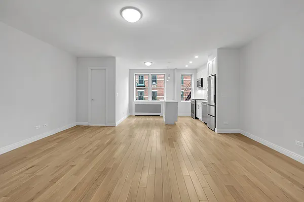 780 Greenwich Street #4B