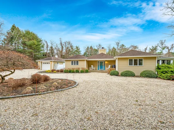 7 Anthony Ln, Quogue, NY 11942