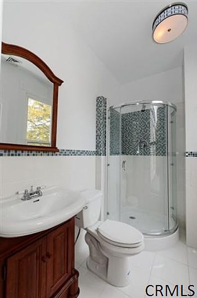 4th image of 75 WESTERLO Street