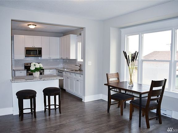 5th image of 2521 S Ainsworth Ave